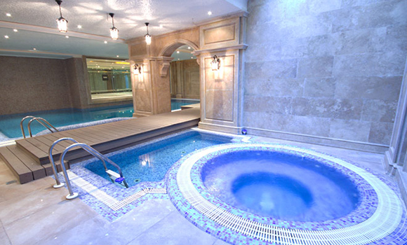 پارامیس فرشته