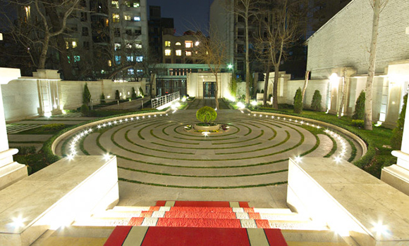 پارامیس فرشته