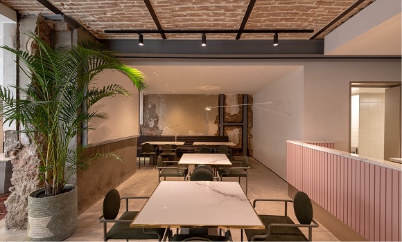 رستوران بوتیک هتل حنا