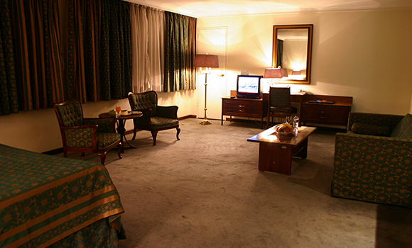 Laleh Hotel